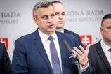 Slovenska narodna strana podporila Roberta Fica v odmietnuti sankcii