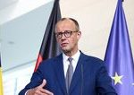 Nemecko docasne zmrazi dodavky zbrani Izraelu