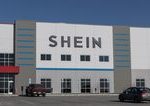 Taliansky regulacny urad udelil Sheinu pokutu za podvodne praktiky