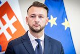 zvrat v pripade leteniek za 12 500 eur v hotovosti sutaj estok sa pred kauzou neschoval zasiahol prokurator