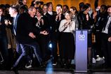 Madarsky premier s tancujucim ministrom lezu po kominoch tyzden vo svetovych medich