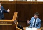 Tvrdafackaprevladnestranyvprvejpatke Najdovverhodnejsichlidrovniejeanijedenpolitickzkoalicie