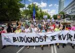 Dve namestia dve Slovenska Na jednom namest ziadali viac prav na druhom ochranu tradicnej rodiny