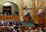Madarsky parlament zrusil Urad na ochranu suverenity Magyar plni predvolebny slub a urad oznacuje za nastroj autokracie
