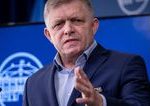 Fico odmieta vylucenie Spanska zo Schengenu Slovensko ponuka pomoc policajtmi a technikou na hranicach