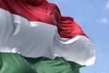 Madarsky parlament urychluje vymenu generalneho prokuratora poslanci mozu o novom sefovi rozhodnut uz v utorok