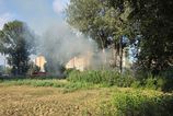 Na Topolcianskej ulici v Petrzalke horel nahromadeny odpad Hasic plamene rychlo zlikvidovali