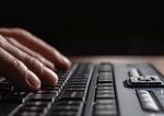 Odhalili ho lovci pedofilov Slovensky expolitk podla najnovsich sprav posielal intimne fotografie dievcatam