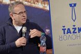 Tazky rozhovor s Vaclavom Moravcom V Cesku je vlada plna influencerov