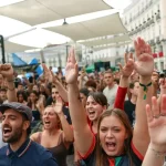 87-ročná seniorka z Madridu sa po protestoch môže vrátiť do bytu