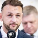 Ako vláda zakročí pri cenách palív? Vystúpia Šutaj Eštok aj Šimečka