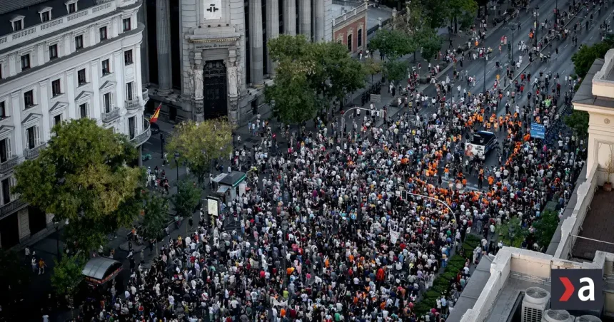Bytová kríza v Španielsku: Vysťahovanie 87-ročnej seniorky vyvolalo protesty