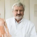 Česko šokuje pád psychiatra Cimického. Odsúdený za vydieranie a násilie