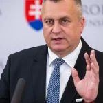 Danko hrozí Ficovi: Ak Taraba neodíde, odvolám ho s kýmkoľvek