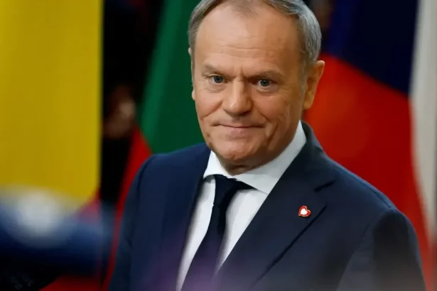 Donald Tusk varuje pred rastúcou hrozbou: Ruské útoky sa čoraz viac približujú k Poľsku