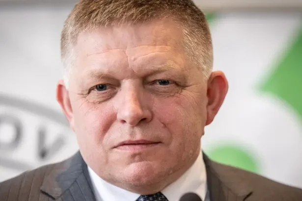 Fico by mal odteraz už iba svietiť a kúriť