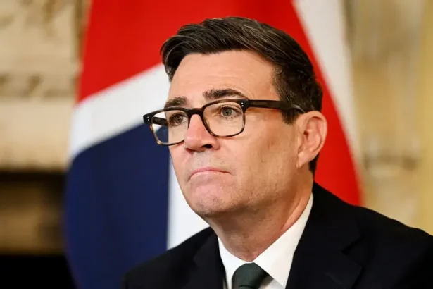 Hrdý Žid, no toto musí skončiť. Brit spustil sankcie, Izrael hovorí o zrade