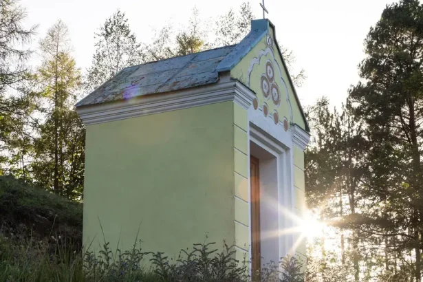 Jesenné počasie na Slovensku: príjemný deň, slabé zrážky večer