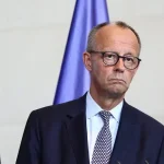 Merzov projekt zlyhal, koniec je otázkou času. Problém je nástupca, tvrdí výskumník.