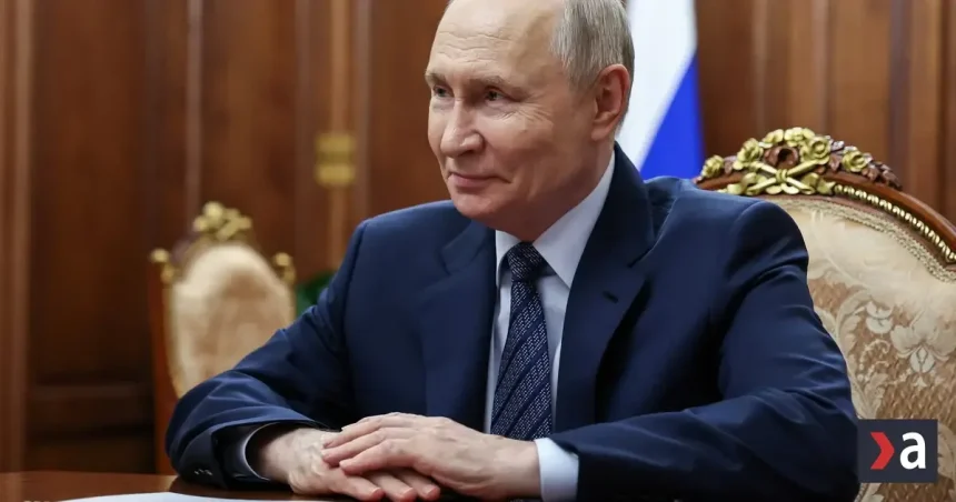 Moskva skúša, kam až môže zájsť. NATO by malo konať s rozvahou, uviedol britský maršal