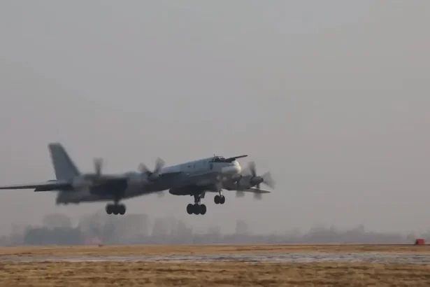 Na ruskom Ďalekom východe sa zrútil strategický bombardér, zahynulo šesť ľudí