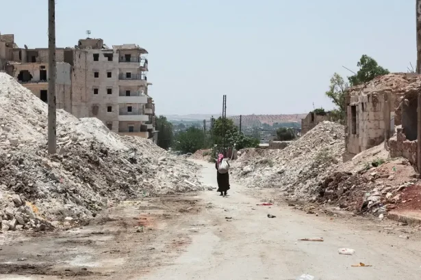 Na základni sýrskej armády v provincii Aleppo došlo k sérii výbuchov.