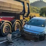 Nehoda pri Slanci si vyžiadala úplné uzavretie cesty