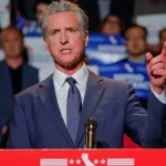 Newsom nechce kandidovať proti Harrisovej, tvrdí, že by to pomohlo republikánom