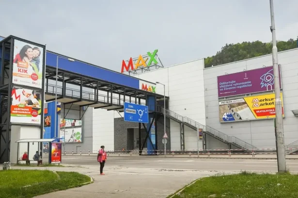 Oblúbené obchodné centrá prechádzajú zmenou názvu, zmena zasiahne viaceré slovenské mestá
