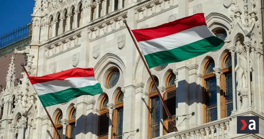 Orbánova éra v médiách sa môže meniť. Parlament vybral nového šéfa Mediálnej rady