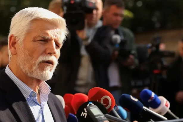 Pavel varuje pred vážnosťou Ficových slov o článku 5 zmluvy o NATO