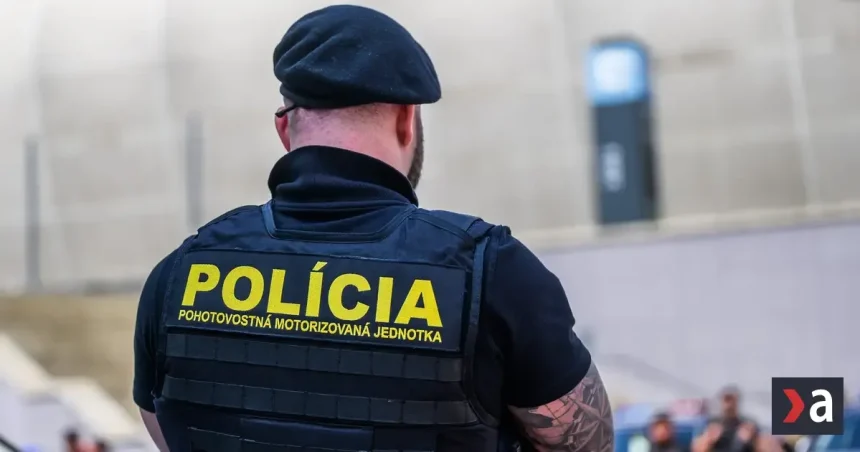 Polícia v Seredi obvinila muža z drogovej trestnej činnosti, hrozí mu 15 rokov