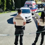 Polícia vyšetruje útok v škole, urobila domovú prehliadku
