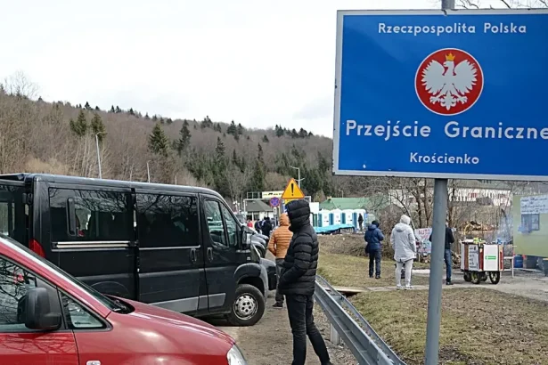 Poľsko sprísňuje bezpečnosť na hraniciach: Šesť priechodov s Ukrajinou je v pohotovosti