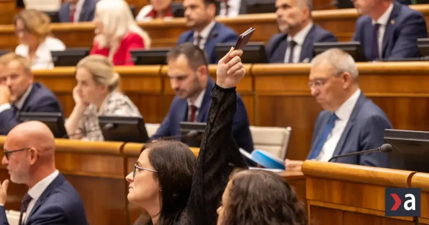 Poslanci NR SR začali štvrtý rokovací deň, na programe sú zmeny v zákone o kriminalite