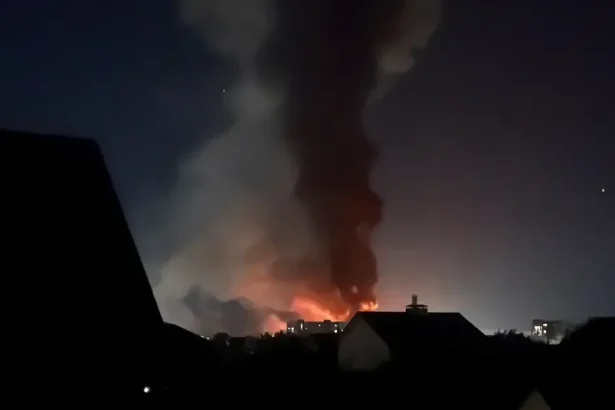 Pri ruskom útoku na Kyjevskú oblasť zahynuli dve malé deti a žena