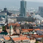 Rokovanie vlády, očkovanie v lekárňach či odolnejšie mestá (prehľad udalostí)