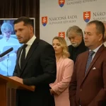 Smer obvinil Mier Ukrajine z šírenia nacizmu. Iniciatíva: Bandera je kontroverzný
