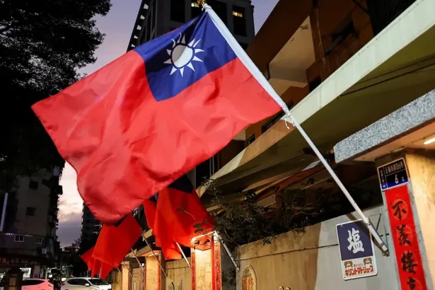Taiwan chce pokračovať v nákupe zbraní od USA, bude na to tlačiť aj u Trumpa