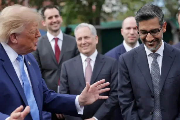 Trump nechá technologické firmy samoregulovať AI. Dohoda nebude záväzná