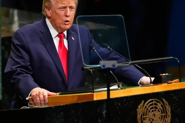 Trump v OSN: dohoda s Iránom, alebo jeho zničenie