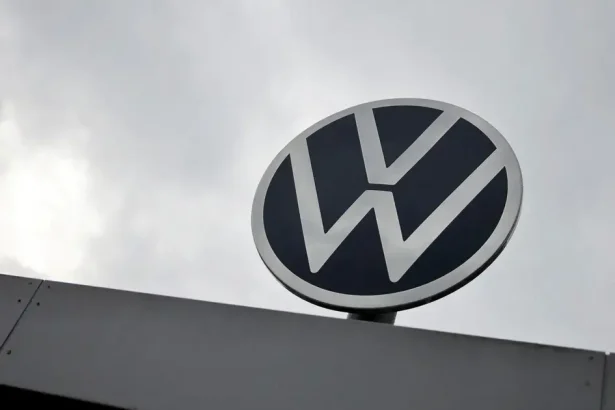 Volkswagen povolá do servisov štyri milióny vozidiel, z toho milión Škoda