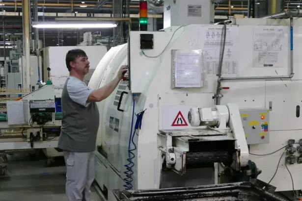 Volkswagen prehodnocuje fabriku v Martine, budúcnosť zamestnancov je neistá