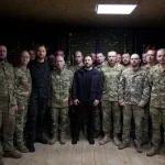 Zelenskyj vyznamenal vojakov na fronte pri Lymane, armáda hlási postup