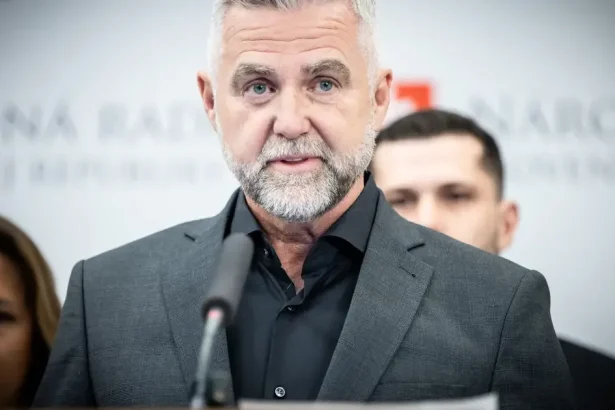 Ako dopadli veľké mená politiky: Ministri a poslanci prehrávali, župani nie
