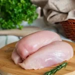 Ako vyrastalo kurča z vášho nedeľného obeda? Máte na výber