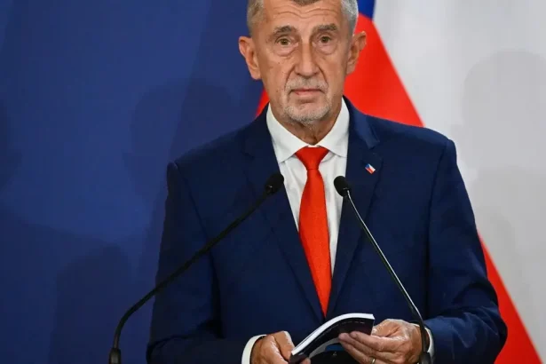 Babiš: Trumpov obchod s Putinom šokuje Európu, musí sa zobudiť