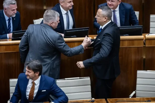 Blížia sa rozpočtové termíny. Koalícia rieši postup. Vstúpi aj Ústavný súd