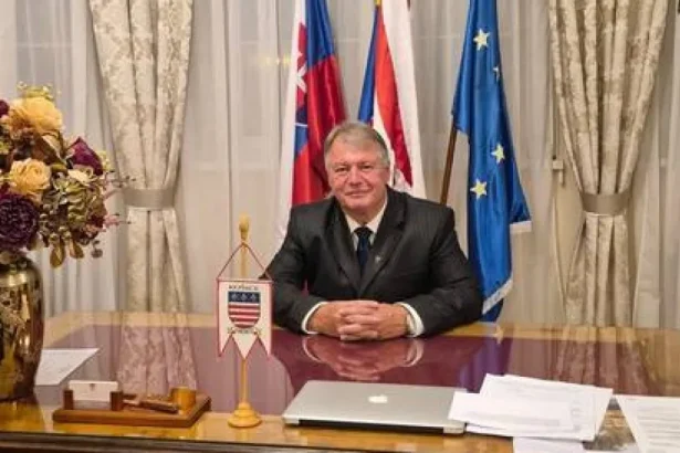 Bývalý starosta košického Starého Mesta Ľubomír Grega vyhral voľby v obci Rozložná