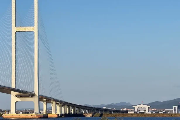 Čína a Severná Kórea otvoria nový most, ktorý posilní obchod aj pohyb ľudí